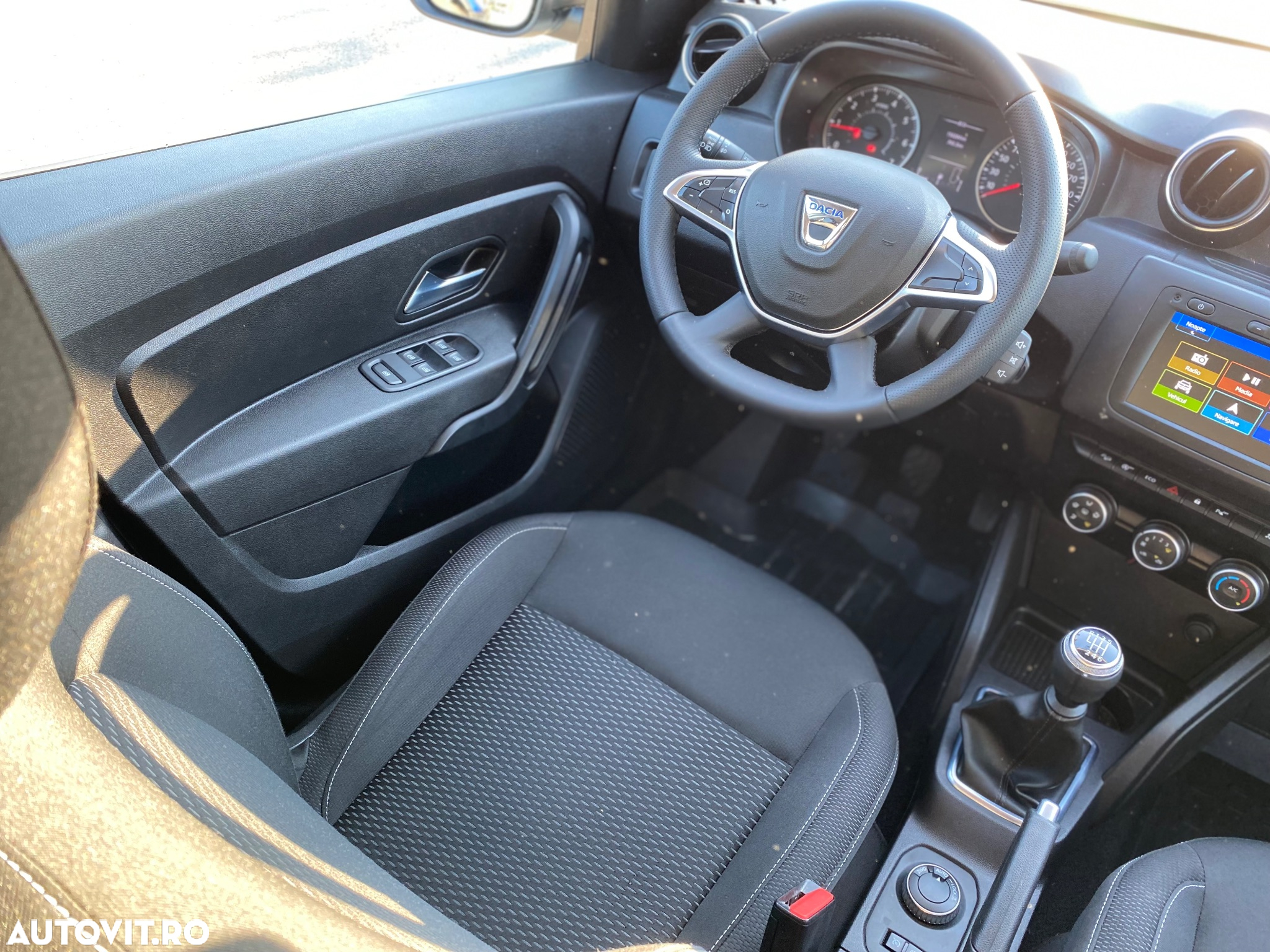 Dacia Duster 1.5 Blue dCi 4WD Comfort - 26