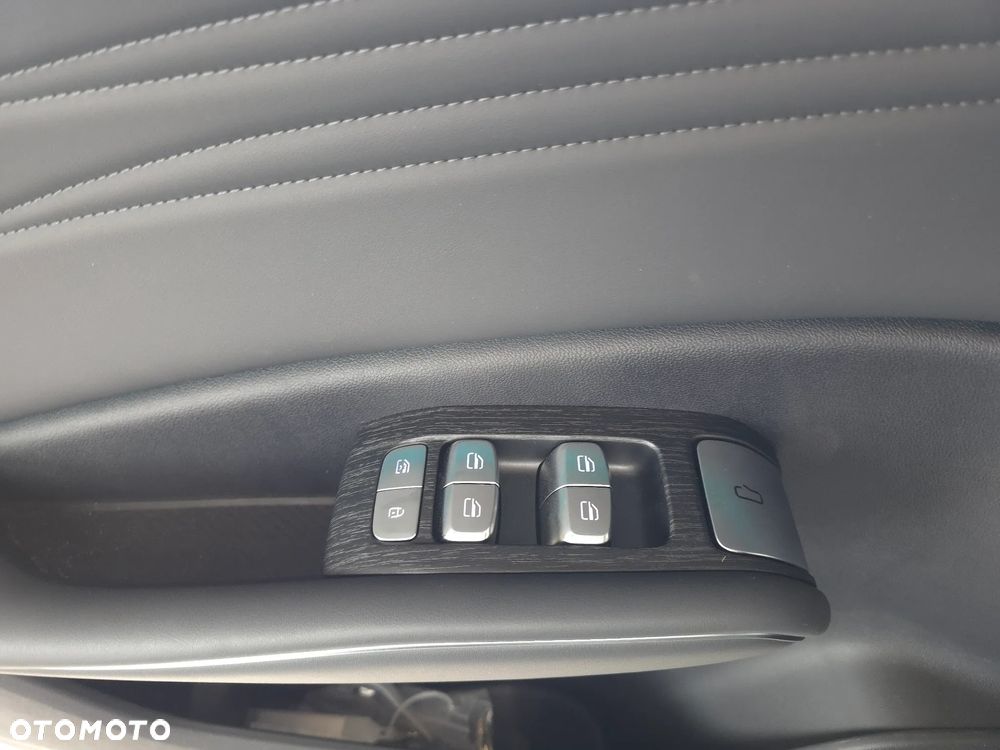 Omoda 7 1.5 T-GDi Super Hybrid Luxury - 30