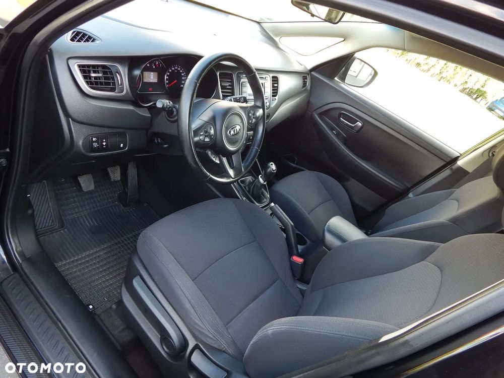 Kia Carens 1.7 CRDi Spirit - 9