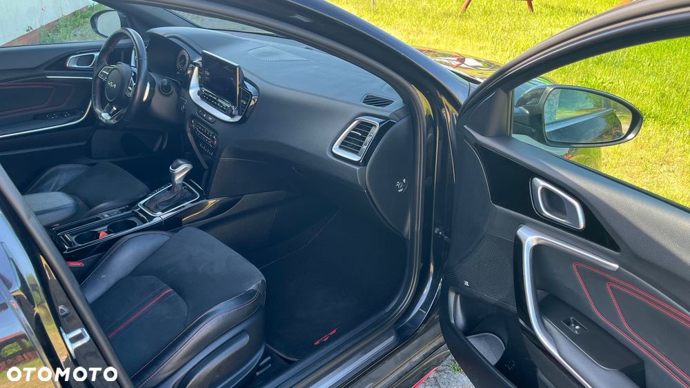Kia ProCeed 1.6 T-GDI DCT7 OPF GT - 17