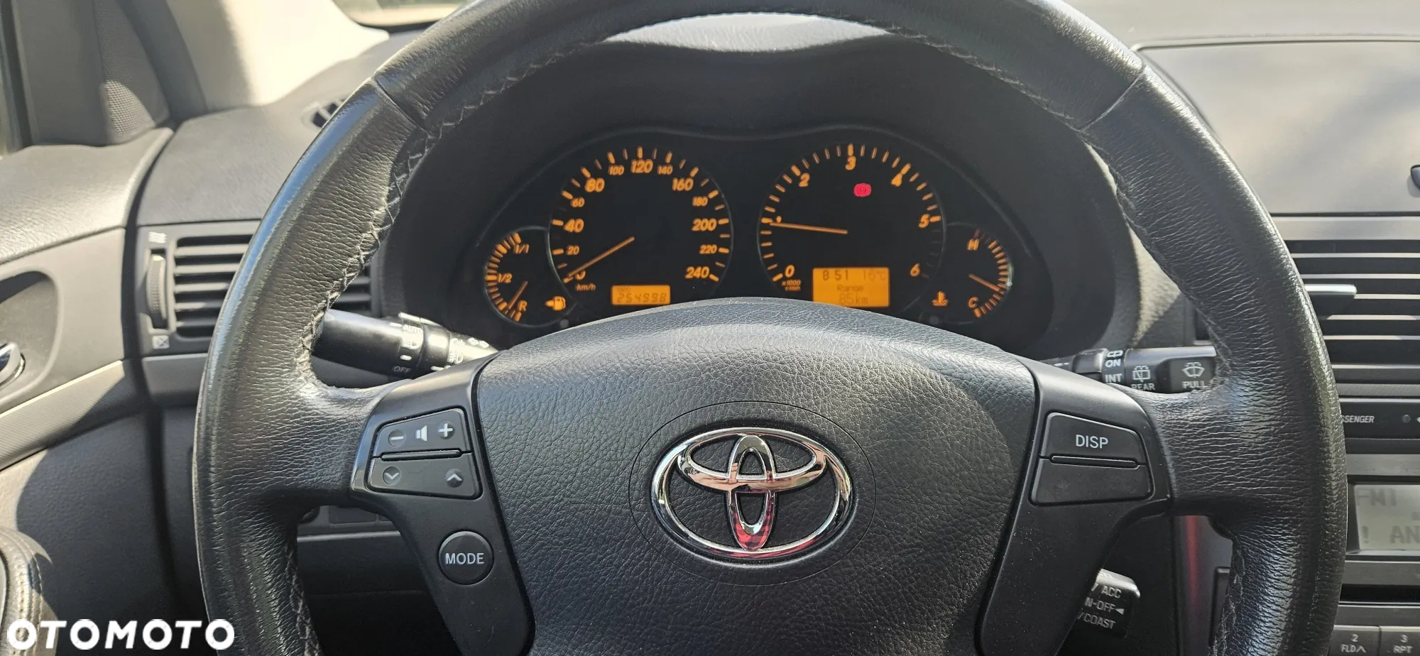 Toyota Avensis 2.0 D-4D Sol - 11