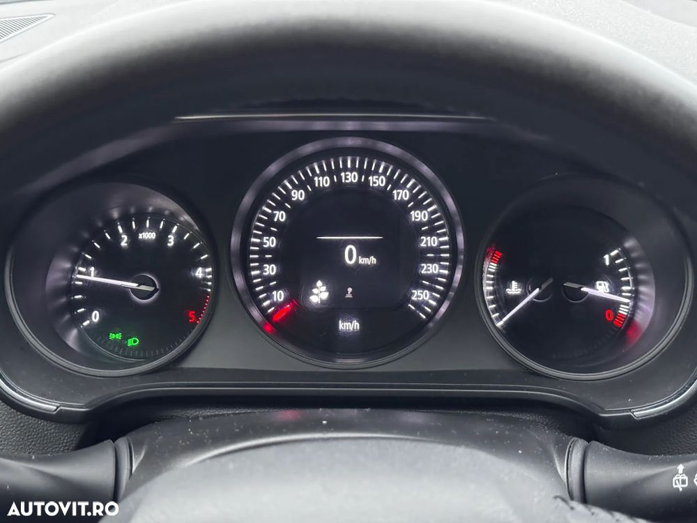 Renault Megane BLUE dCi 115 ZEN - 12