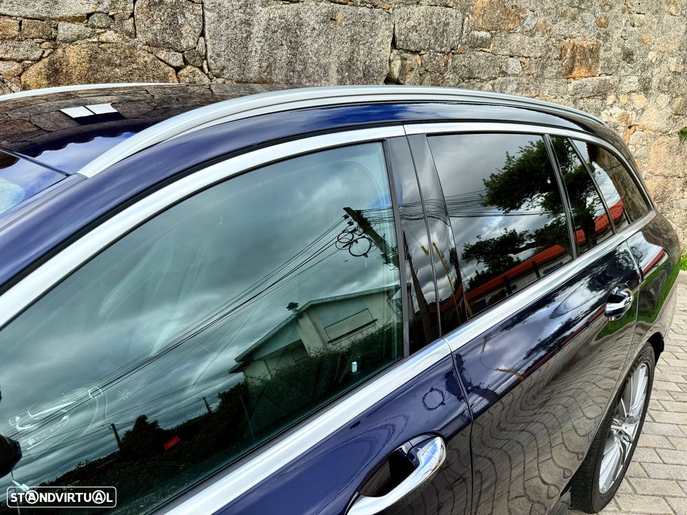 Mercedes-Benz E 300 d AMG - 18