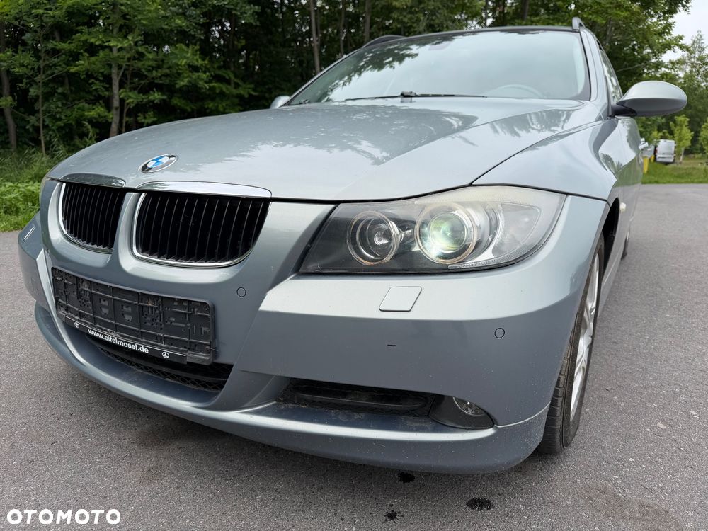 BMW Seria 3 318i Edition Exclusive - 3