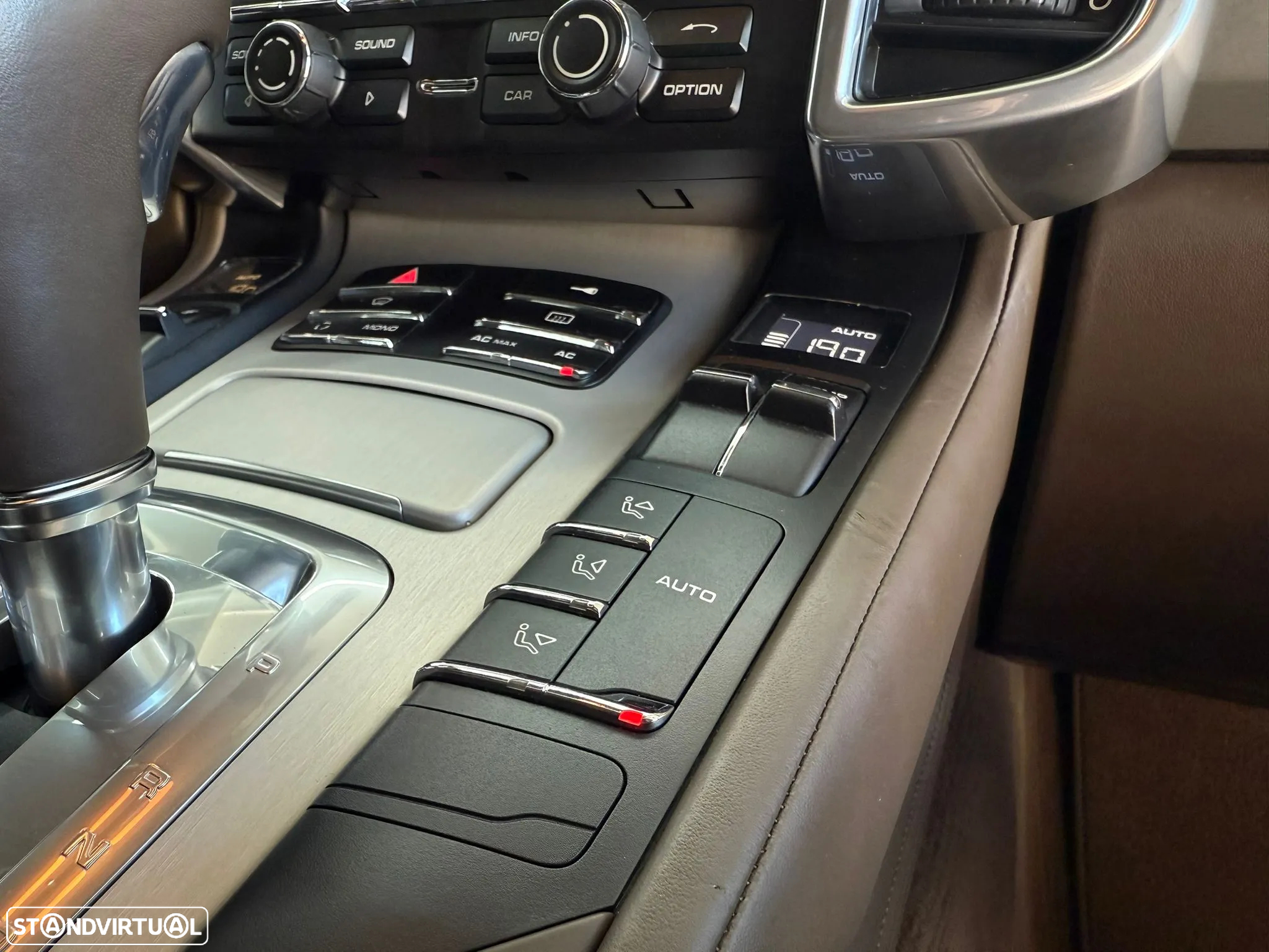Porsche Cayenne S Hybrid - 24