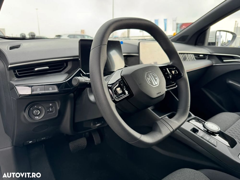 MG MG3 1.5 T GDI HEV Excite - 13