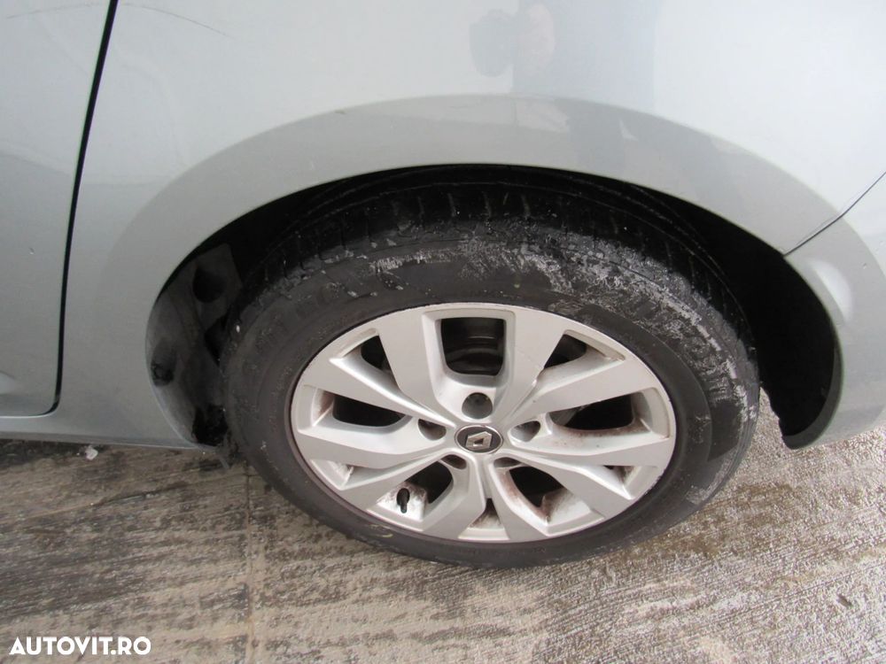 Renault Megane BLUE dCi 115 BUSINESS EDITION - 7