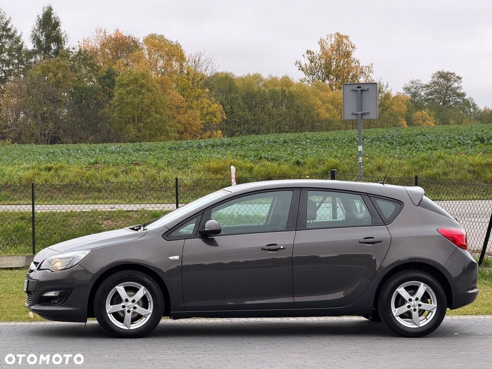 Opel Astra 2015