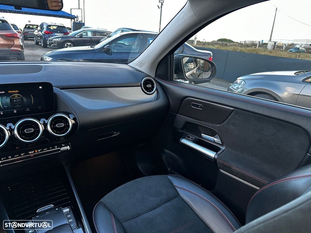 Mercedes-Benz GLA 250 e AMG Line - 45