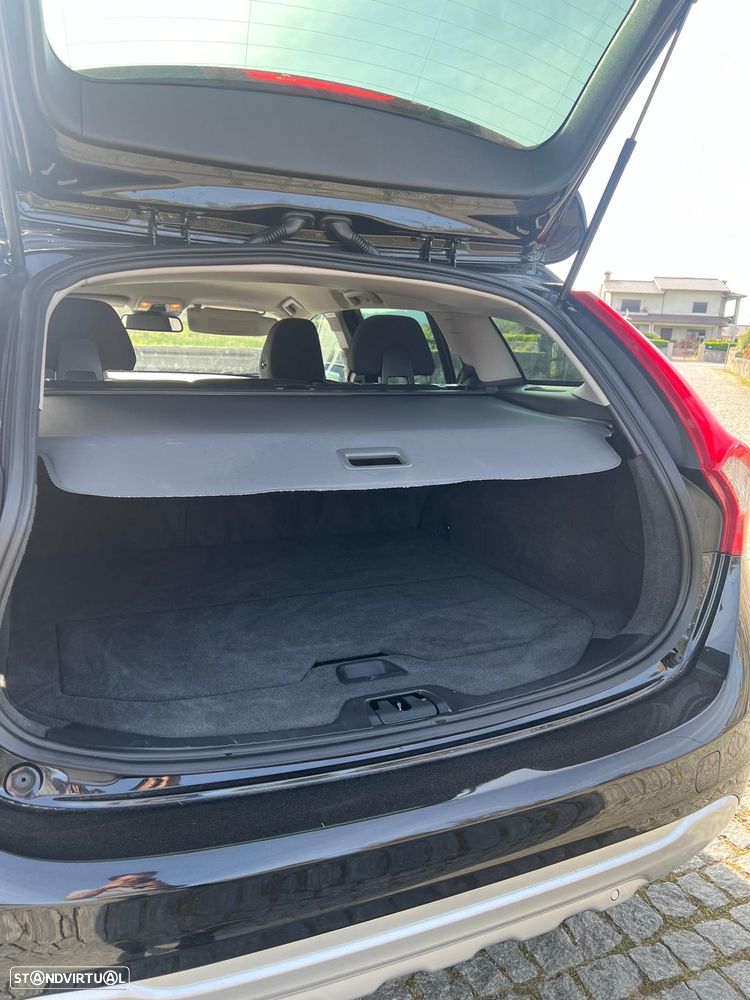 Volvo V60 1.6 D2 Drive Momentum Powershift Start/Stop - 10