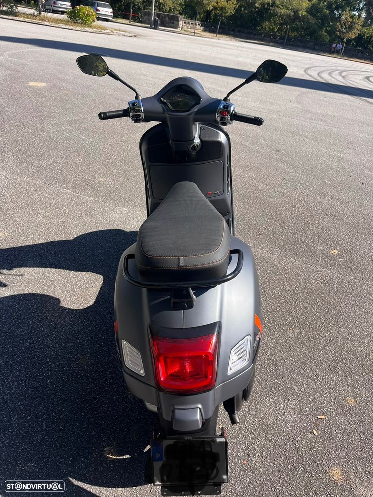 Vespa GTS Super - 4