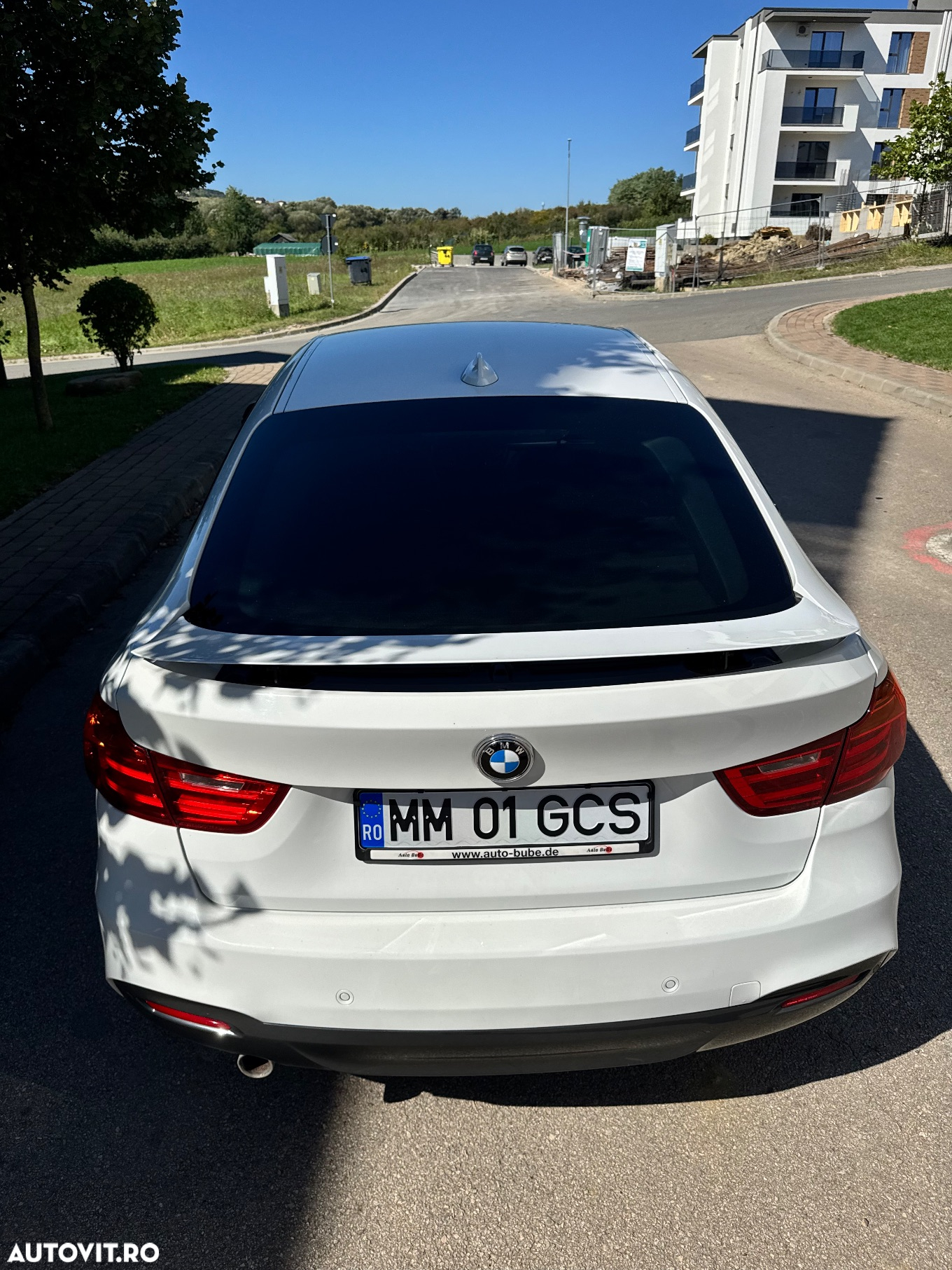 BMW Seria 3 320d - 8