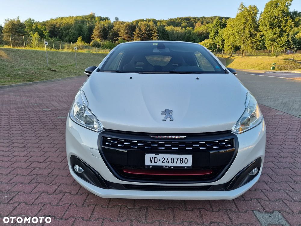 Peugeot 208 THP STOP & START GTi by Sport - 13