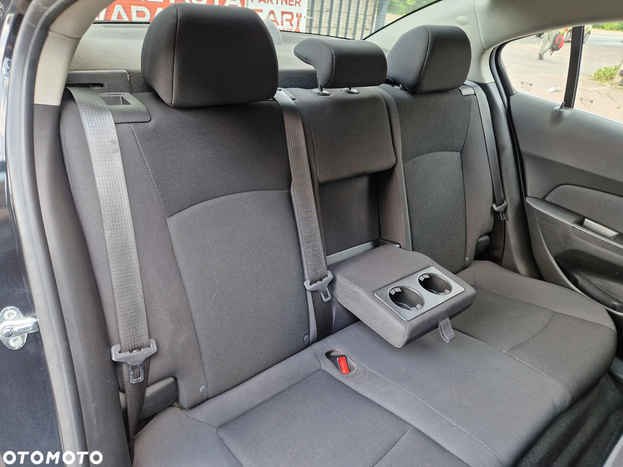 Chevrolet Cruze 1.8 LTZ - 36