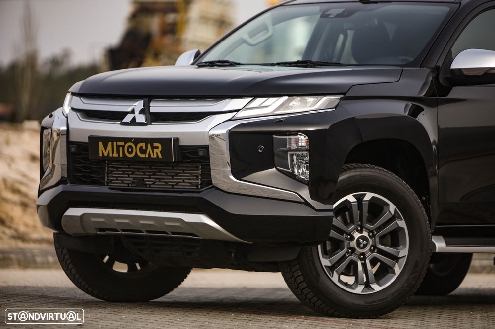 Mitsubishi L200 Pick Up 4x4 S&S Auto Cabine Dupla Select - 9