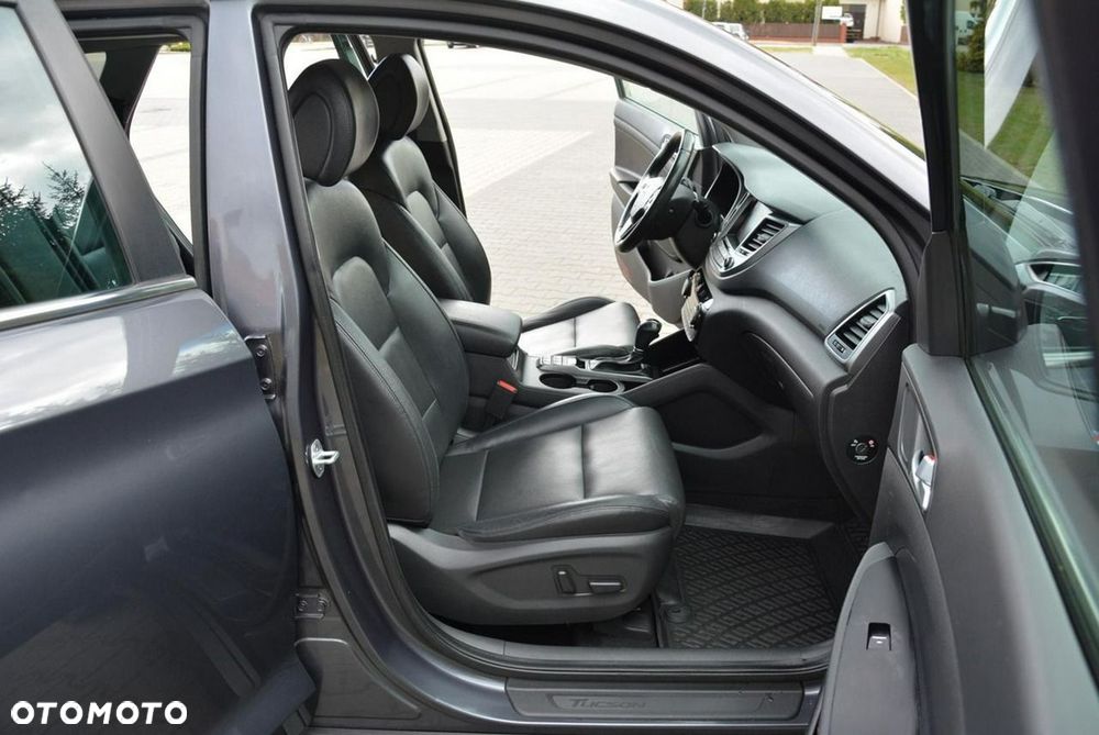 Hyundai Tucson 2.0 CRDI 4WD Automatik Premium - 18