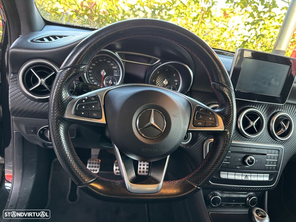 Mercedes-Benz A 180 d AMG Line - 10