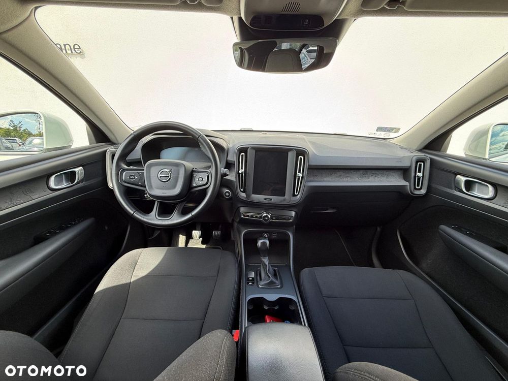 Volvo XC 40 - 23