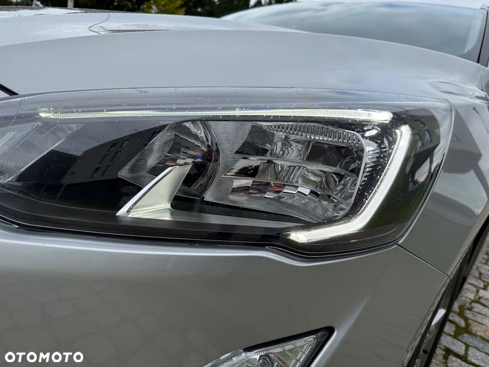 Ford Focus Turnier 1.5 EcoBlue Start-Stopp-System TITANIUM - 31