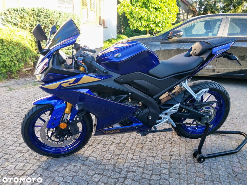 Yamaha YZF - 18