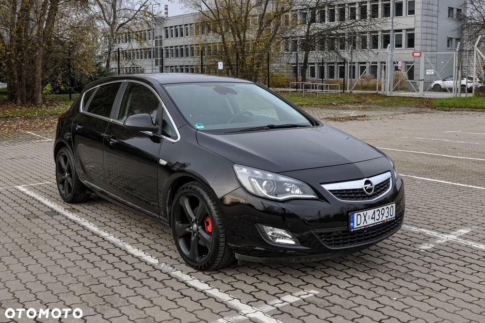 Opel Astra 1.6 Turbo Edition - 6