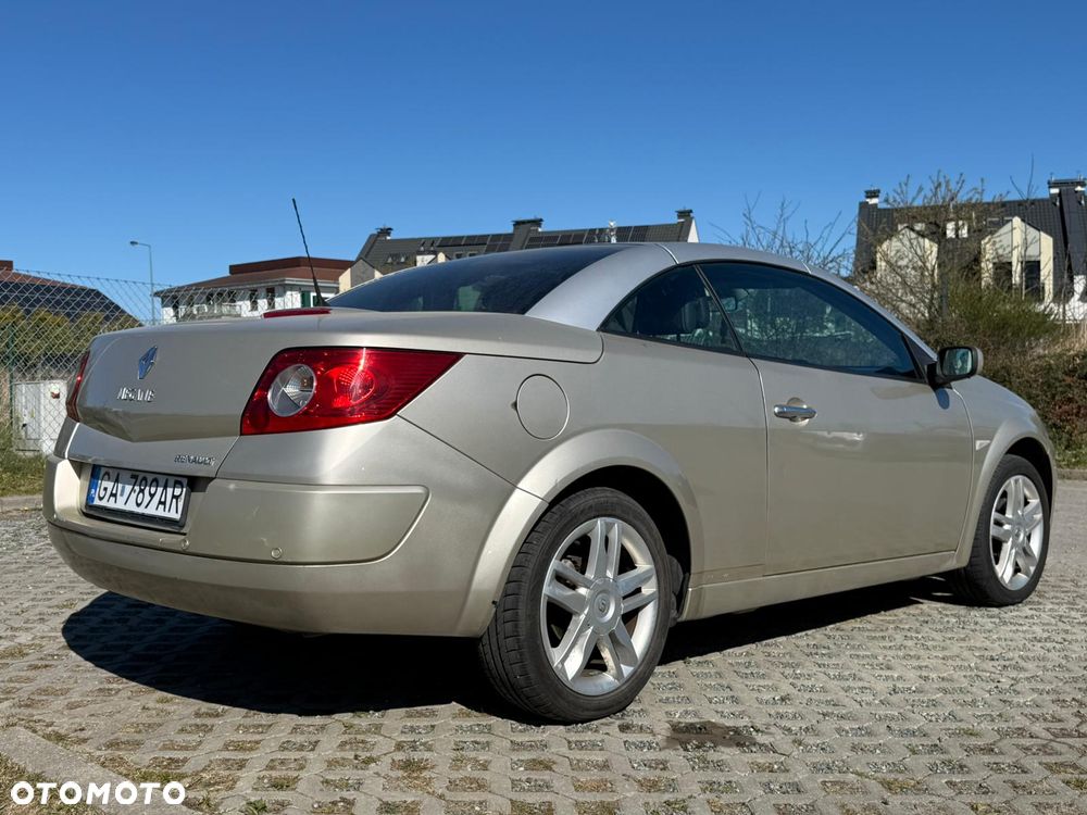 Renault Megane 1.6 Confort Dynamique - 4
