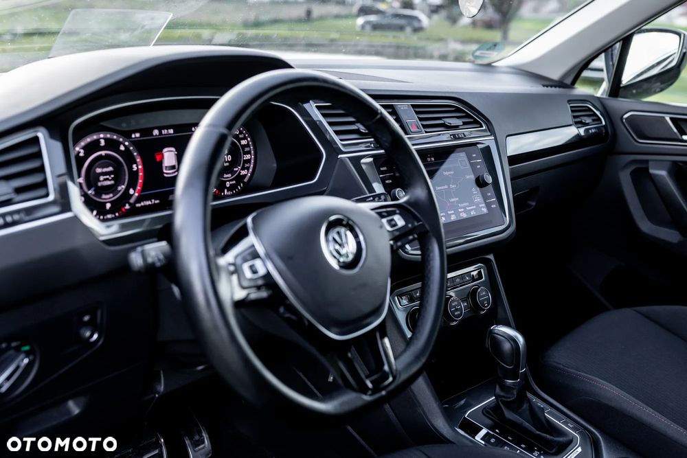 Volkswagen Tiguan 2.0 TDI SCR 4MOTION DSG Highline - 26