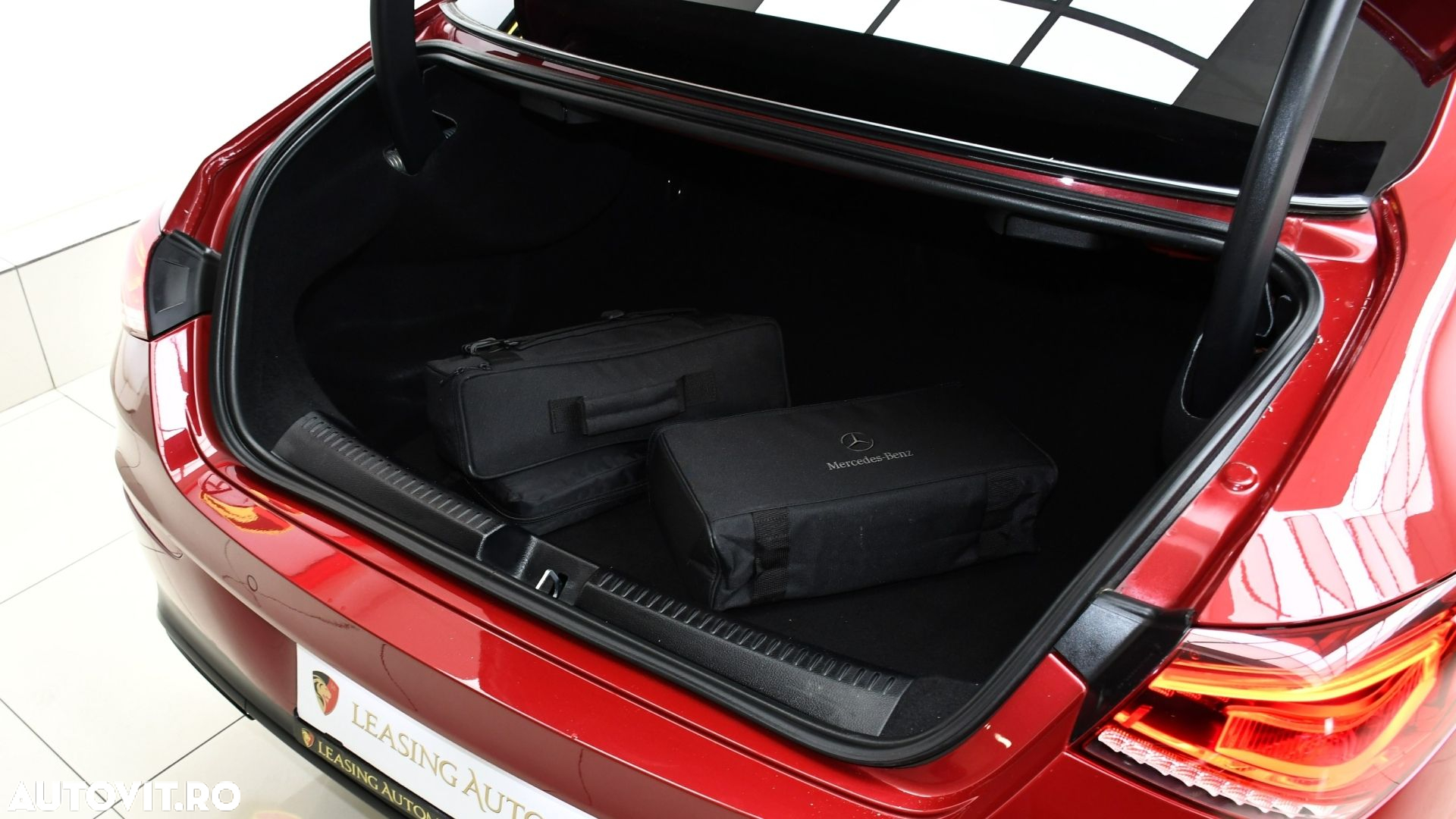 Mercedes-Benz CLA 250 e 8G-DCT AMG Line - 30