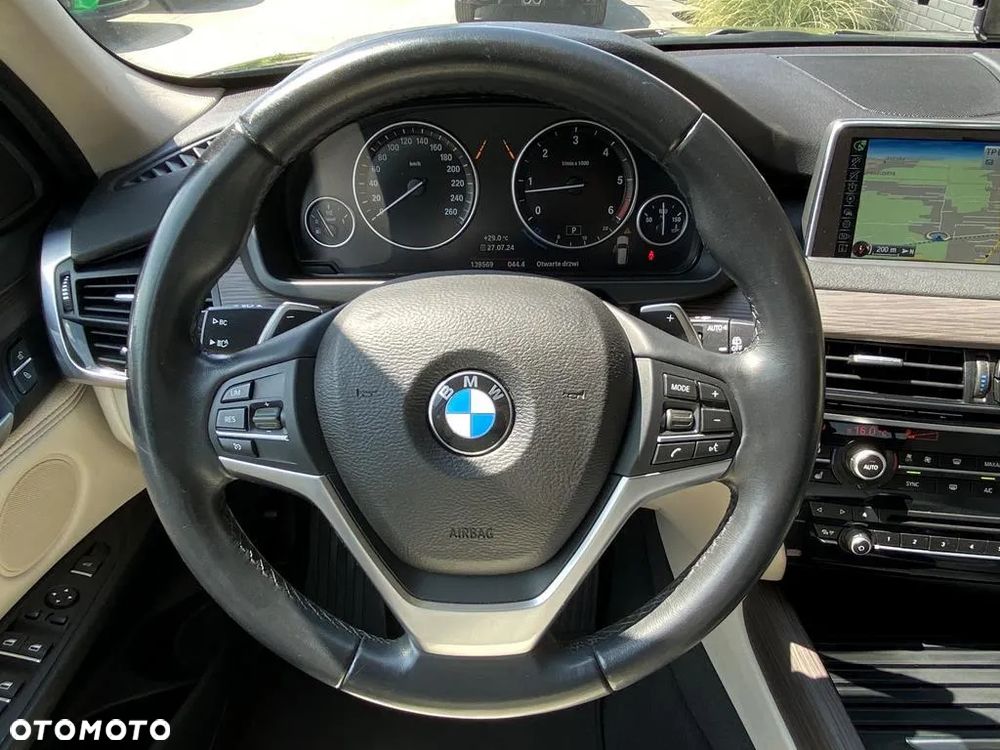 BMW X5 xDrive30d - 23