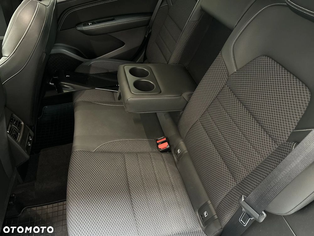 Renault Arkana 1.3 TCe mHEV Intens EDC - 17
