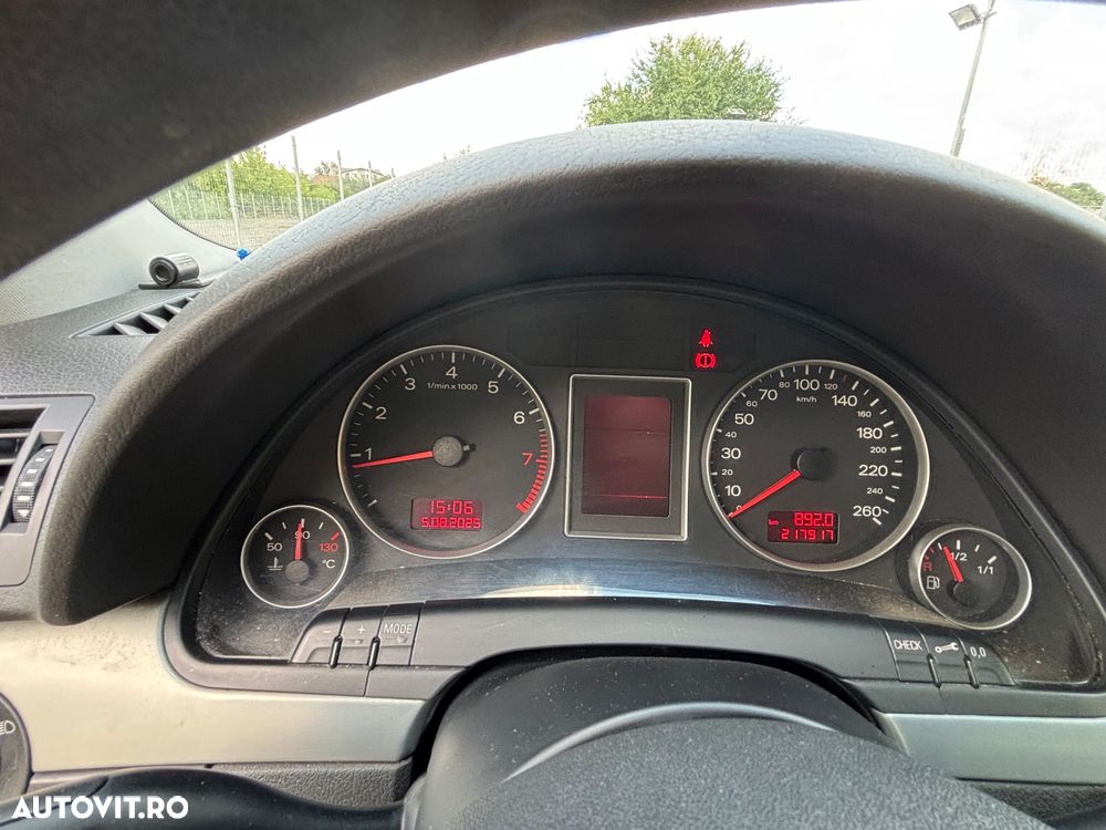 Audi A4 1.8 T - 14