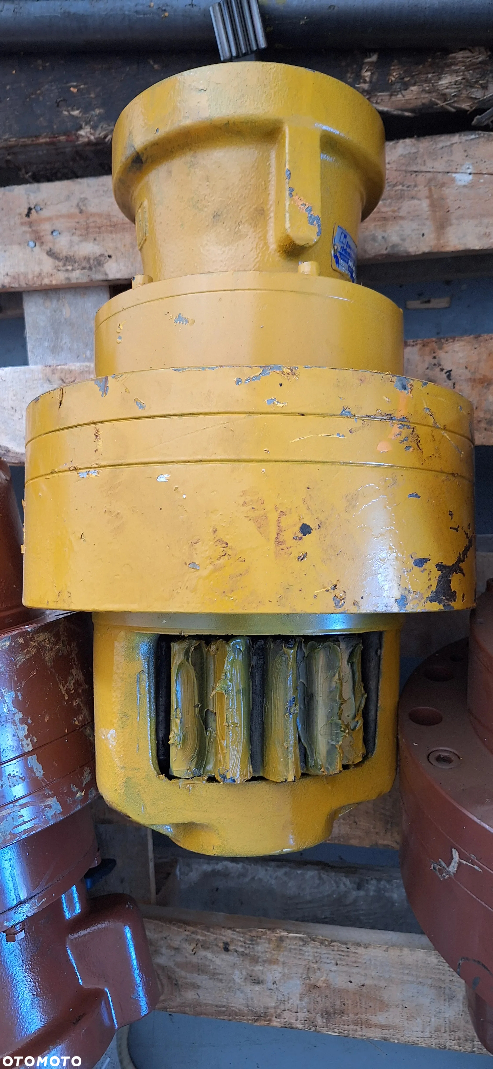 Reduktor obrotu Case 888 988 1088 - 3
