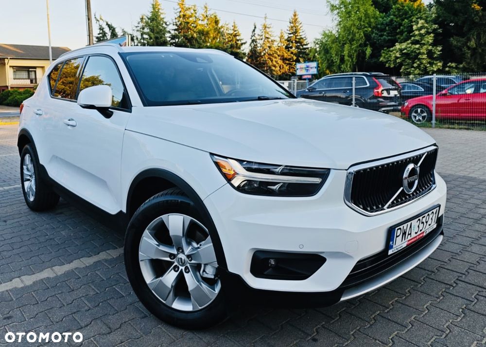 Volvo XC 40 T5 AWD Momentum Pro - 34