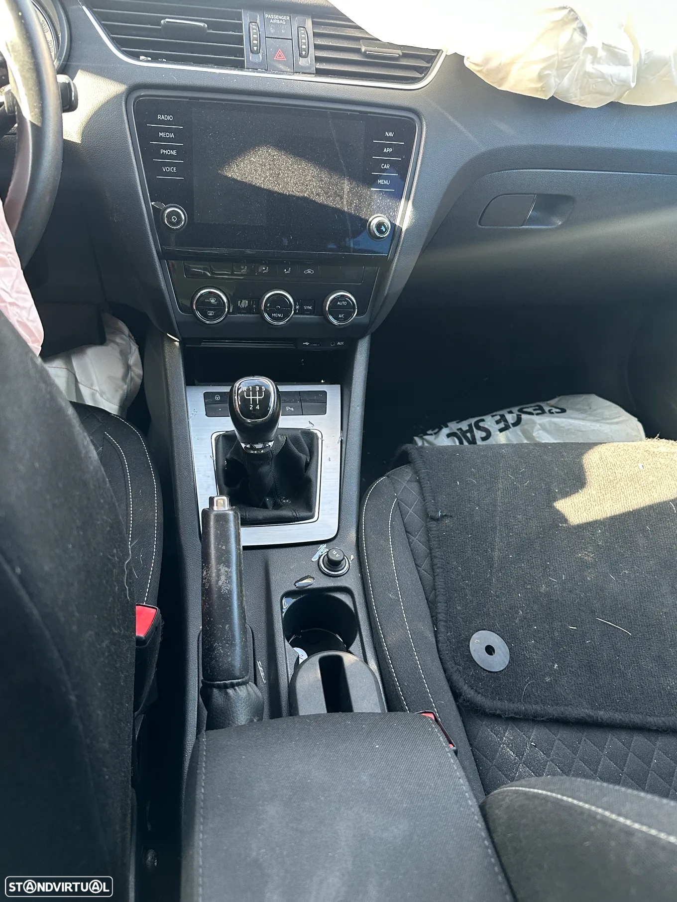 SKODA OCTAVIA BREAK 1.6 TDI 115 CV DE 2019 MOTOR DDY (CENTRO DE ABATE) - 4