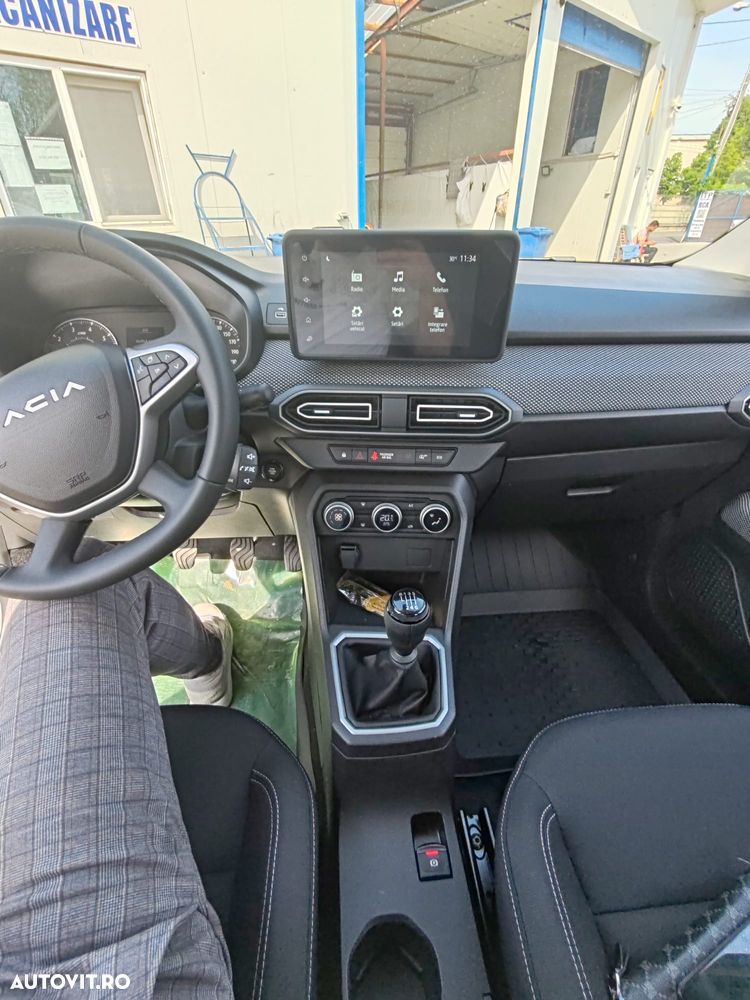 Dacia Sandero TCe 90 MT6 Comfort - 10