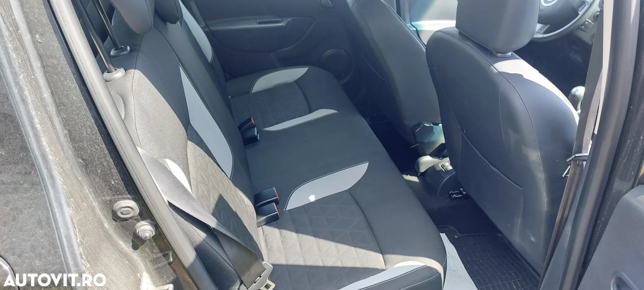Dacia Sandero Stepway TCe 100 Prestige - 10