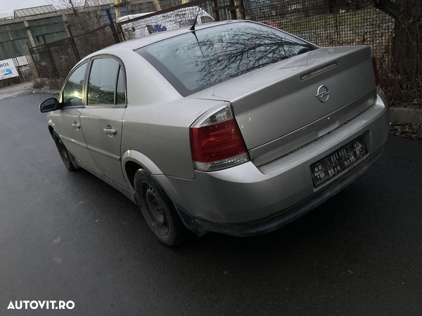 Dezmembrez Opel Vectra C 2004 1.6 i Z16XE