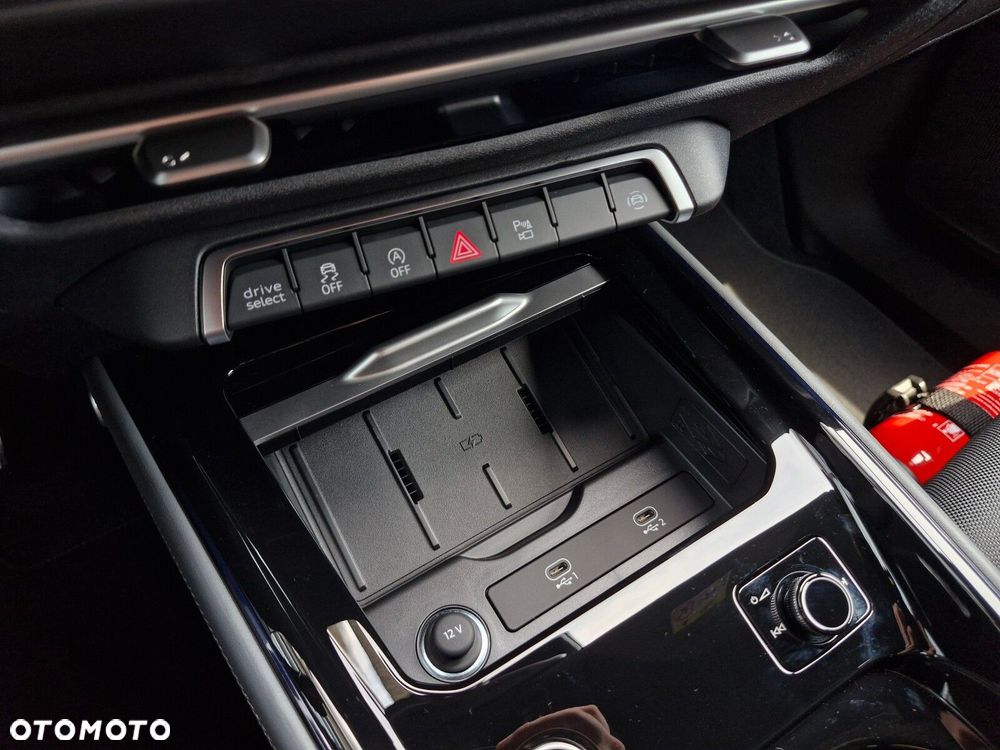 Audi Q3 Sportback 35 TFSI mHEV S tronic - 24