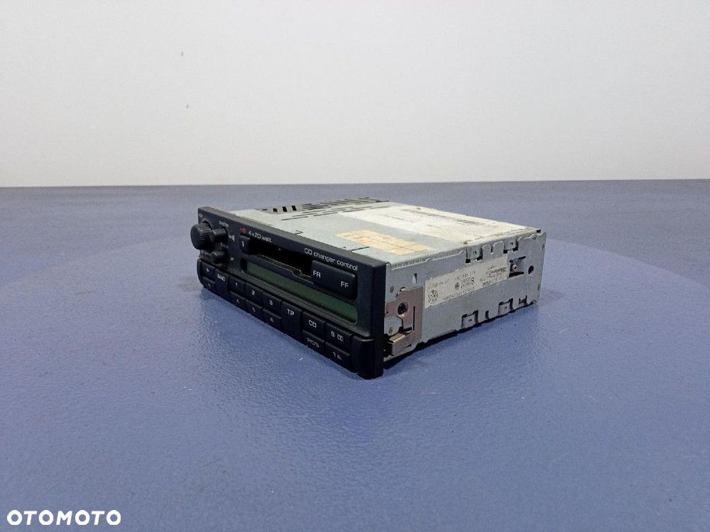 VW PASSAT B4 GOLF III RADIO FABRYCZNE KASETY GAMMA 1H0035186 - 3