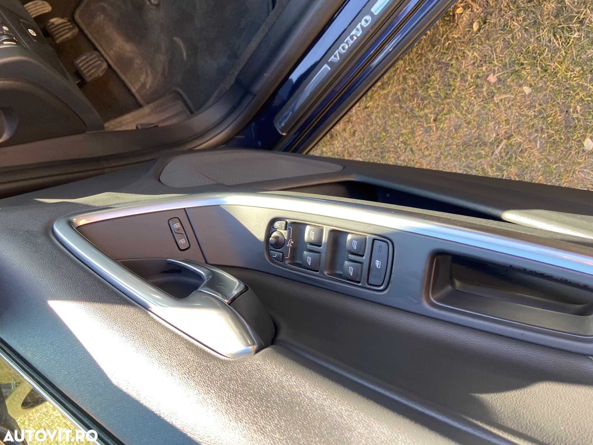 Volvo V60 D2 Momentum - 5