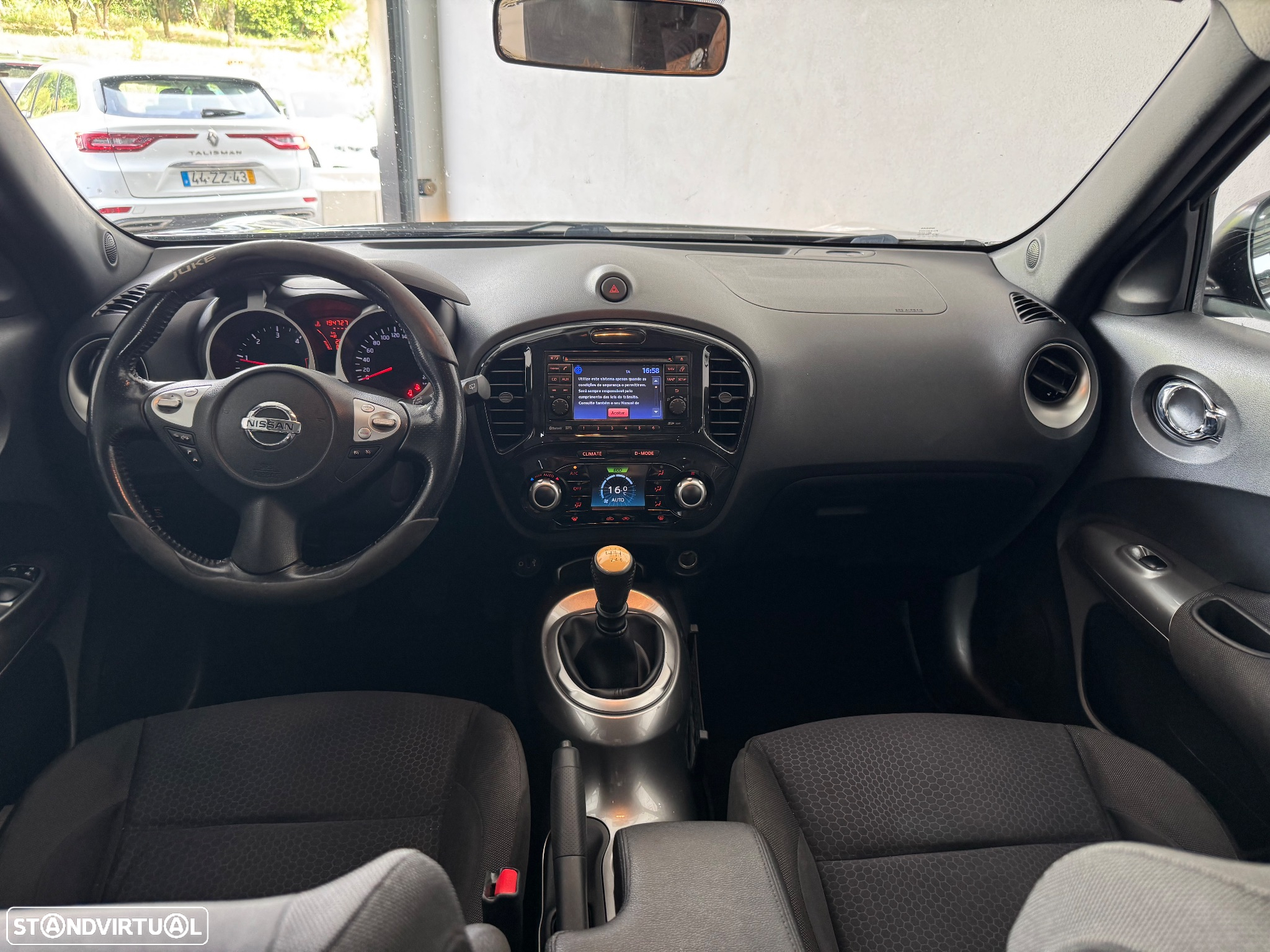 Nissan Juke 1.5 dCi Tekna Premium - 8