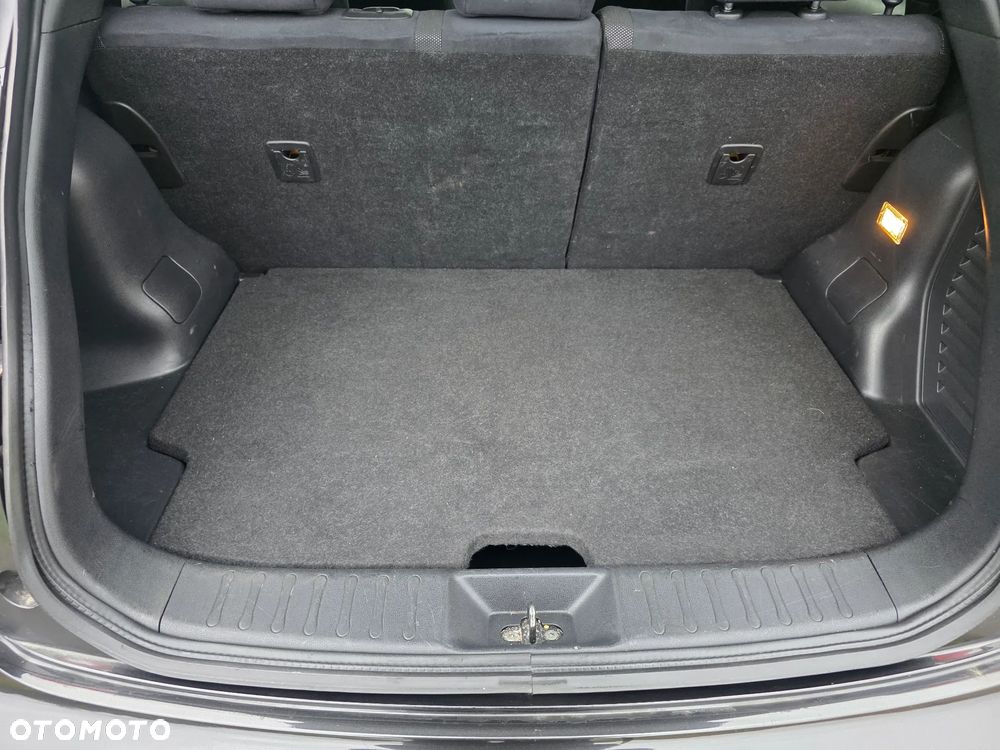 Nissan Juke 1.6 Visia - 16