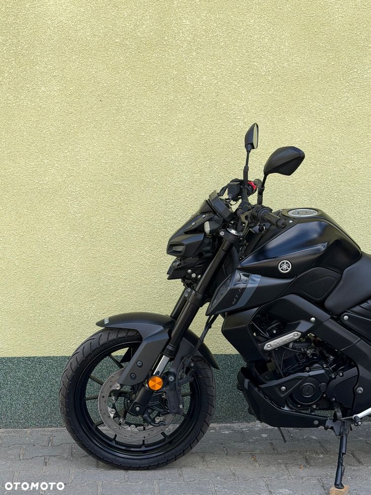 Yamaha MT - 24