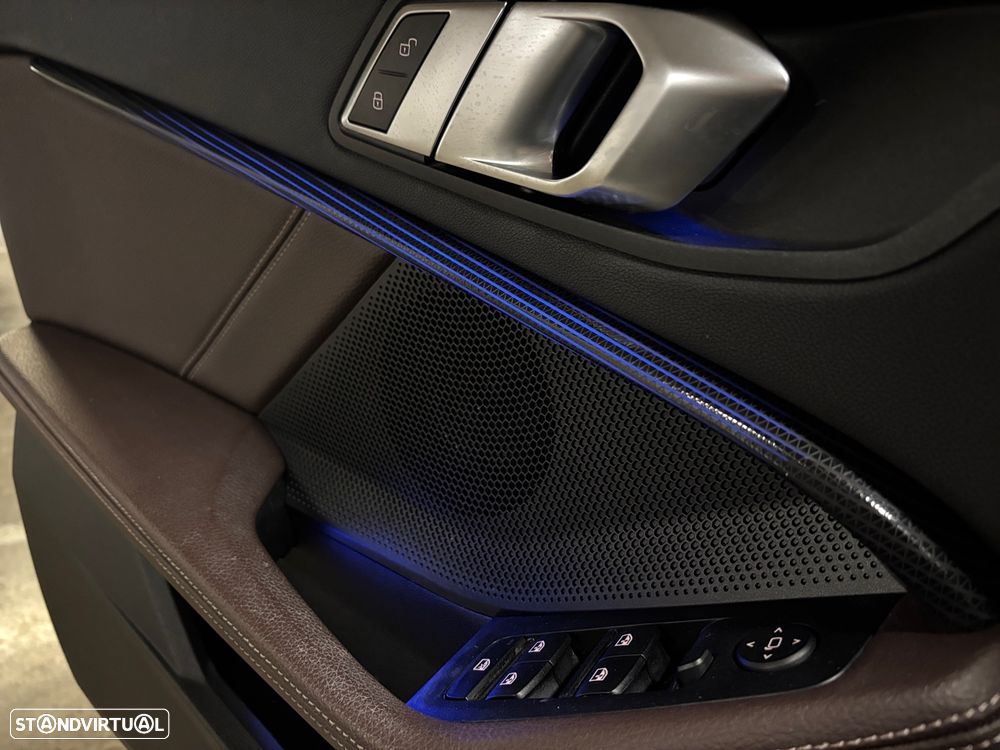 BMW 118 i Line Luxury Auto - 12