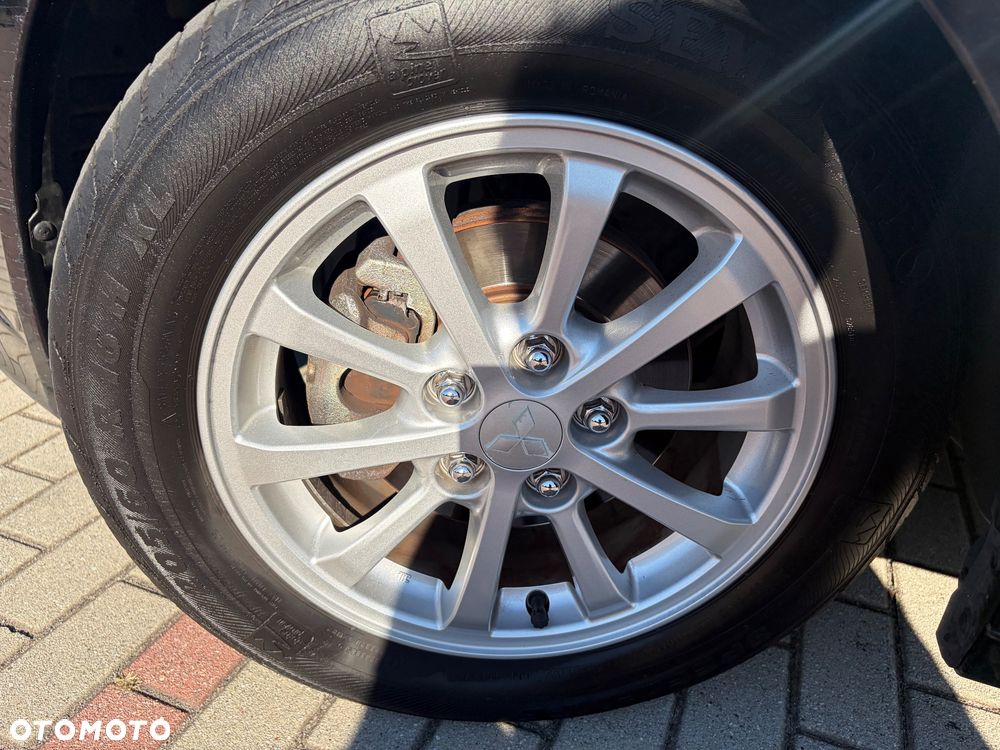 Mitsubishi Lancer 1.6 Invite - 21
