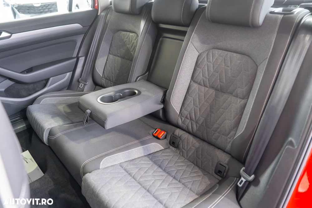 Volkswagen Passat 2.0 TDI SCR DSG Business - 26