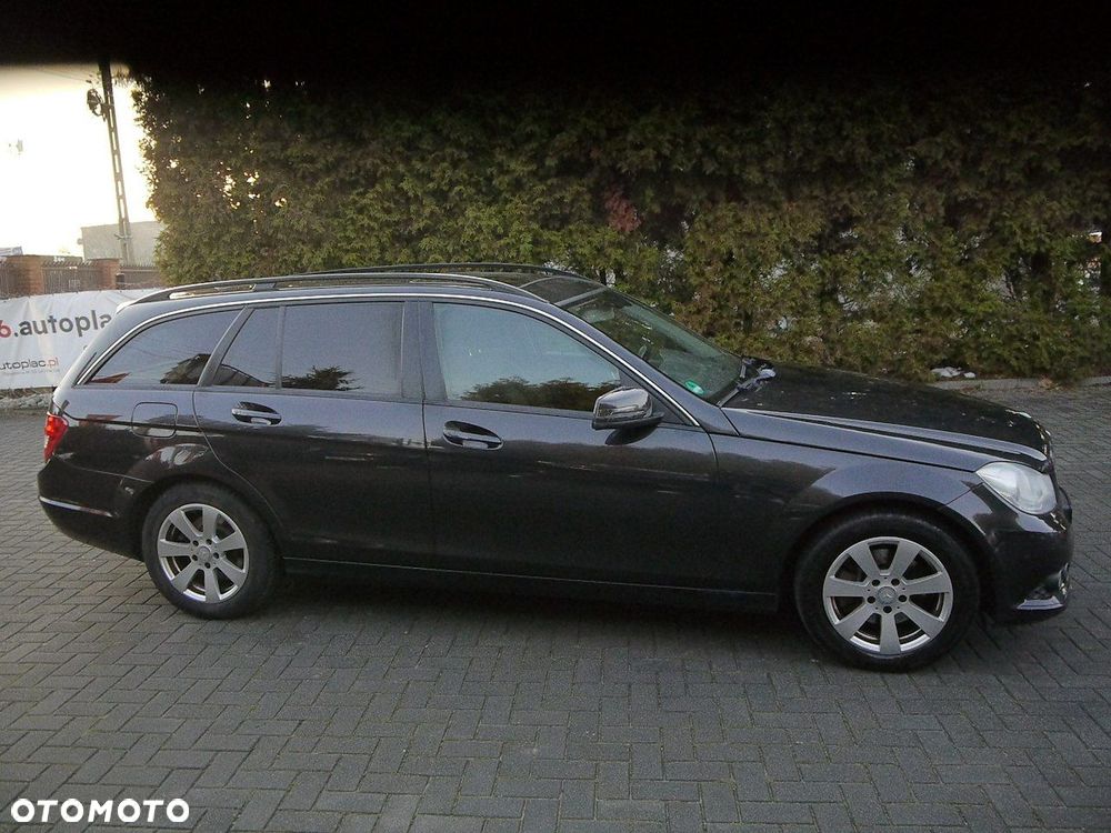 Mercedes-Benz Klasa C 220 CDI 7G-TRONIC Avantgarde Edition - 11