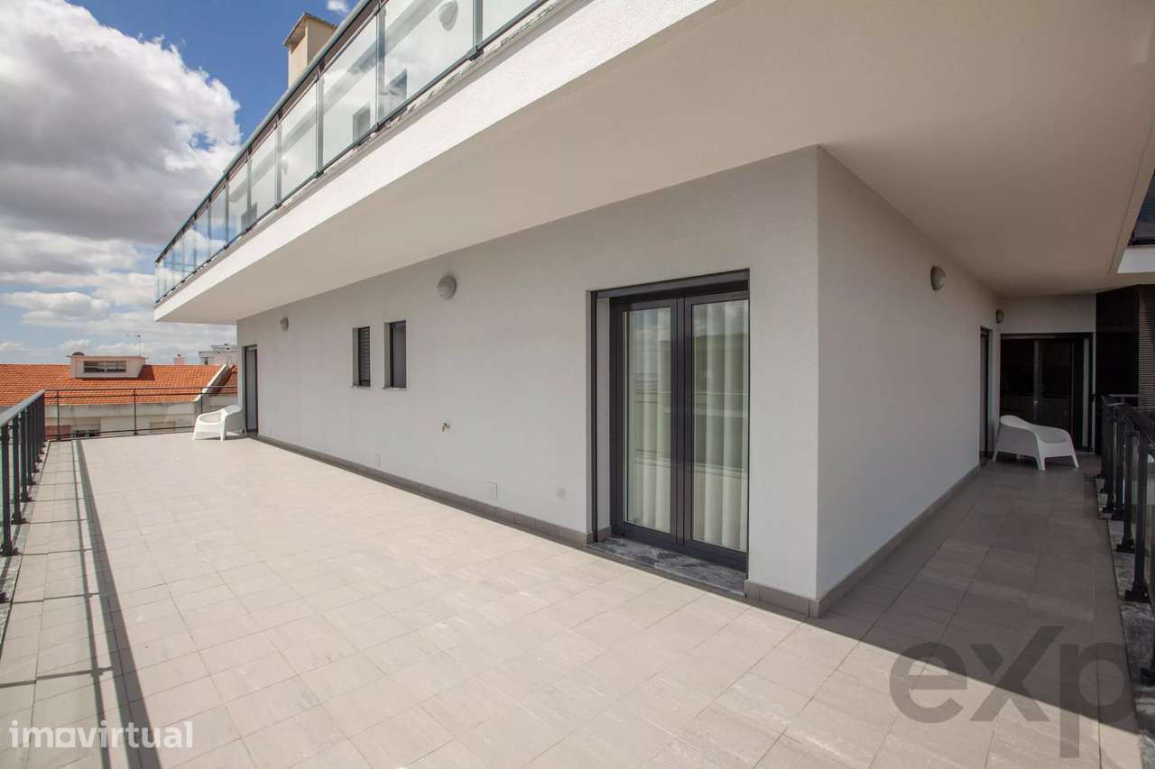 Penthouse T4 com 3 Suítes, terraço vista rio - Grande imagem: 2/48