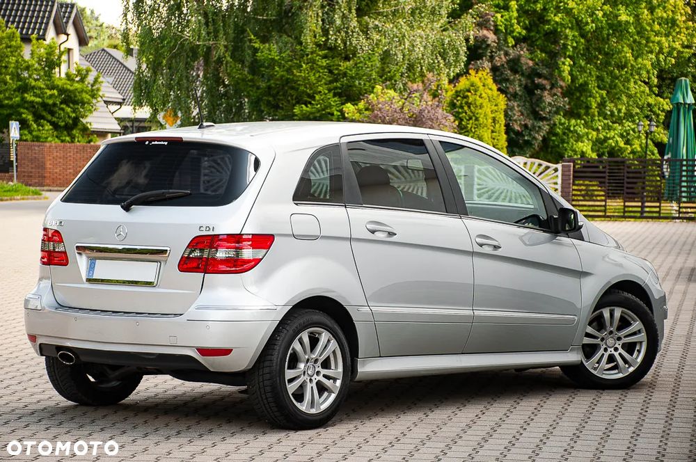Mercedes-Benz Klasa B 180 CDI DPF Special Edition - 29