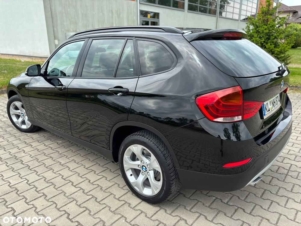 BMW X1 sDrive18d xLine - 4